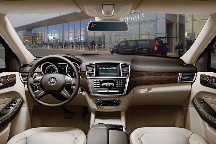Private Transfer from Sharjah to Abu Dhabi Airport (AUH)